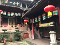 -峨眉山报国寺