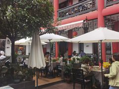 -文君楼美食·庭院酒店(宽窄巷子地铁站店)