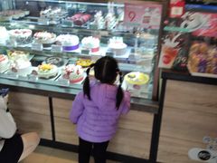 -85度C(生甜甜圈研究工坊·上海松江人民北路店)