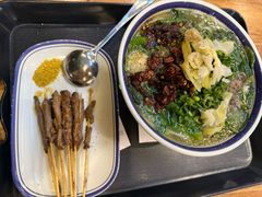 -云阿蛮云南生烫牛肉米线(奉贤路店)