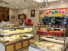 面包甜点陈列柜-裕兴烘焙(新桥西路店)