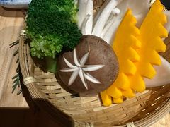 -山川小町·极番烧肉(新地假日广场店)