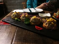 -HIGH FIVE哈福手工汉堡(桂林路店)