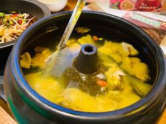 云南经典汽锅鸡-云海肴·汽锅鸡·云南菜(苏州中心店)