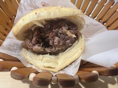 -闫家驴肉老店(华电一校店)