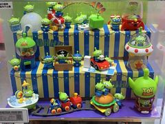 -泡泡玛特POPMART(崇文门国瑞城店)