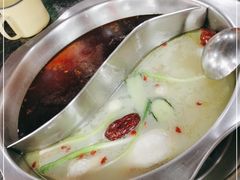 -重庆大队长火锅(凤城八路店)