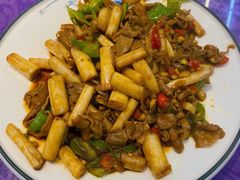 藕带炒鸡杂-民间瓦缸煨汤館(嵩山路店)