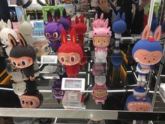 -泡泡玛特POPMART(侨福芳草地店)