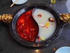 -重庆德庄火锅(体育中心店)