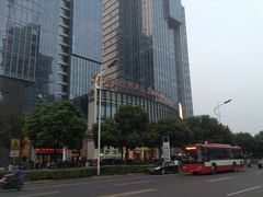 -泓历皇朝酒店(东亭店)