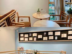 -猫的天空之城概念书店(束河店)