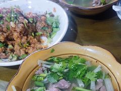 -小杨翘脚牛肉