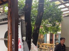 -李东农庄(中南百草园地标店)