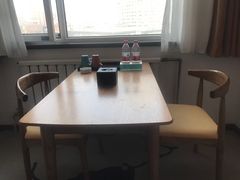 靠窗位-山水时尚酒店(大连星海公园东北财经大学店)