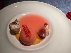 -弦月窗LUNETTE BY AMANDA(复兴路店)