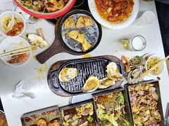 -老东镇啤酒屋海鲜加工·蒸汽海鲜·海鲜烧烤(台东店)