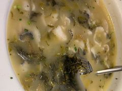 -严记小天府酸菜鱼(西四路店)