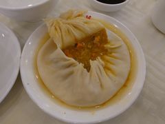 蟹黄汤包-怡园饭店-餐厅(四望亭店)