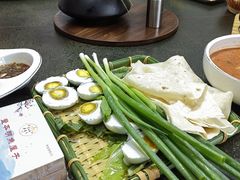 -巩本明鱼屋子