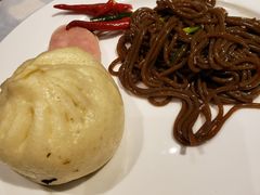 雪里蕻馅包子-蟹岛开饭楼