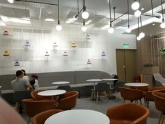 大堂-奈雪的茶(市百一店)