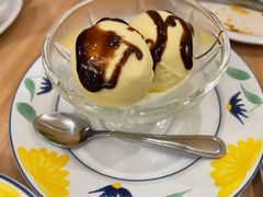 香草冰淇淋配提拉米苏-萨莉亚意式餐厅(黄村高德汇店)