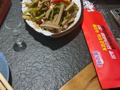 -三兄弟灰太狼烧烤.龙虾烤鱼(上海交大店)