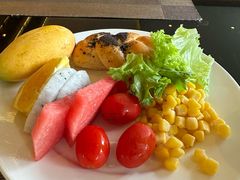 -大中华希尔顿酒店-念自助餐·海南美食·三文鱼