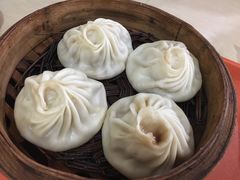 虾肉小笼-老西白点心店