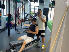 -Freedom Fitness私教健身俱乐部(徐虹北路店)