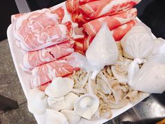 -锅色天香(巴士底区店)