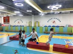 -逗你运动体能训练中心(冠城店)