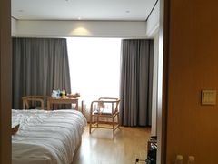 -铂逸梦秦酒店(横店梦幻谷店)