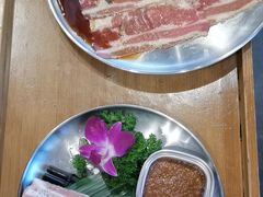 -明洞阿姨·韩式酱蟹烤肉·创意料理(三元桥店)