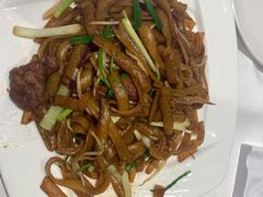 干炒牛河-稻香酒家·34年老字号·港式粤菜(汉街店)