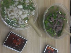 -牛师傅广式药膳牛骨汤美食(江南西店)