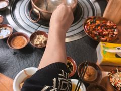 -阿山卓·野生菌火锅·纳西火塘烤肉