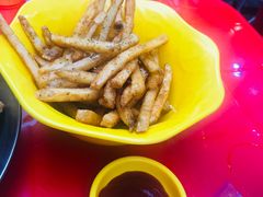 -BHC炸鸡(明洞总店)