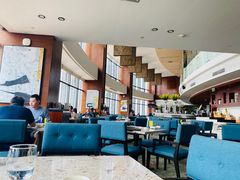 大堂-华强广场酒店-椰香高空自助餐厅