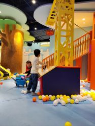 -MELAND CLUB亲子乐园•派对(虹桥万象城店)