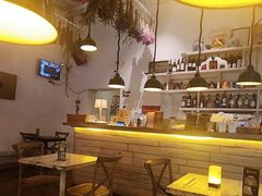 -北平花园·MUA摩造汉堡·北平咖啡(南锣鼓巷胡同店)