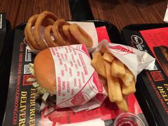 -FATBURGER 特富客汉堡(外交公寓店)