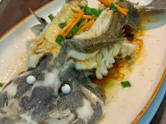 -三姐妹·海鲜大排档