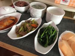 -爱妈月子会所(汕樟总店)