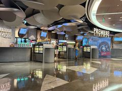 -百美汇影城(LUXE嘉里中心店)