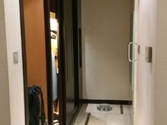 -青岛海尔洲际酒店