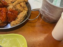 -BHC炸鸡(明洞总店)