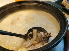 胡椒猪肚鸡-顺德公广东猪肚鸡·煲仔饭(白石洲店)