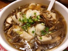 -渝是乎川渝小炒(新世界百货望京店)